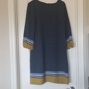 Ann Taylor floral lantern sleeve shift dress